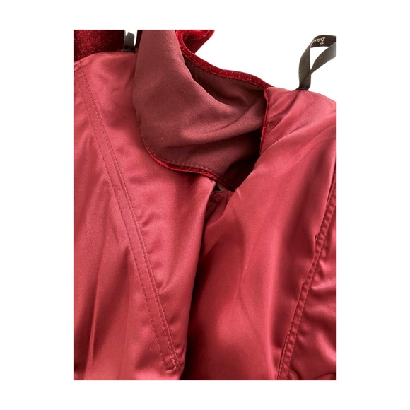 Bardot Burgundy Velvet Off-Shoulder Cocktail Dress Size 6 - Picture 6 of 7